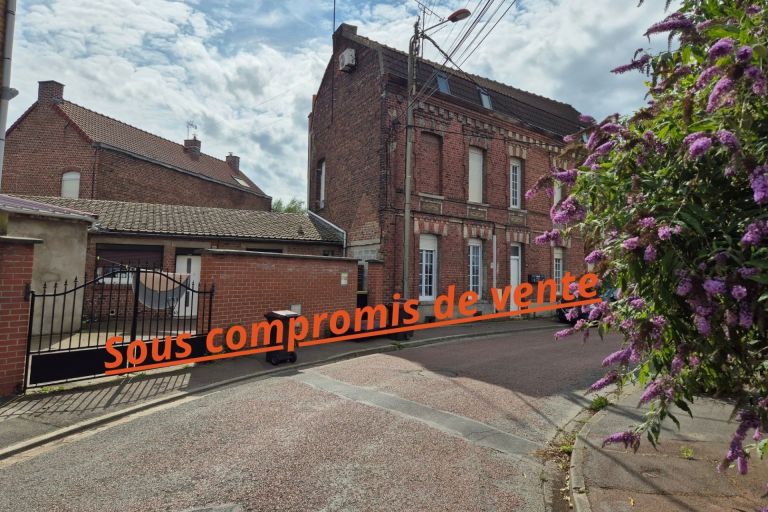 Vente immeuble à Dourges - Ref.HENIN1835 - Image 1